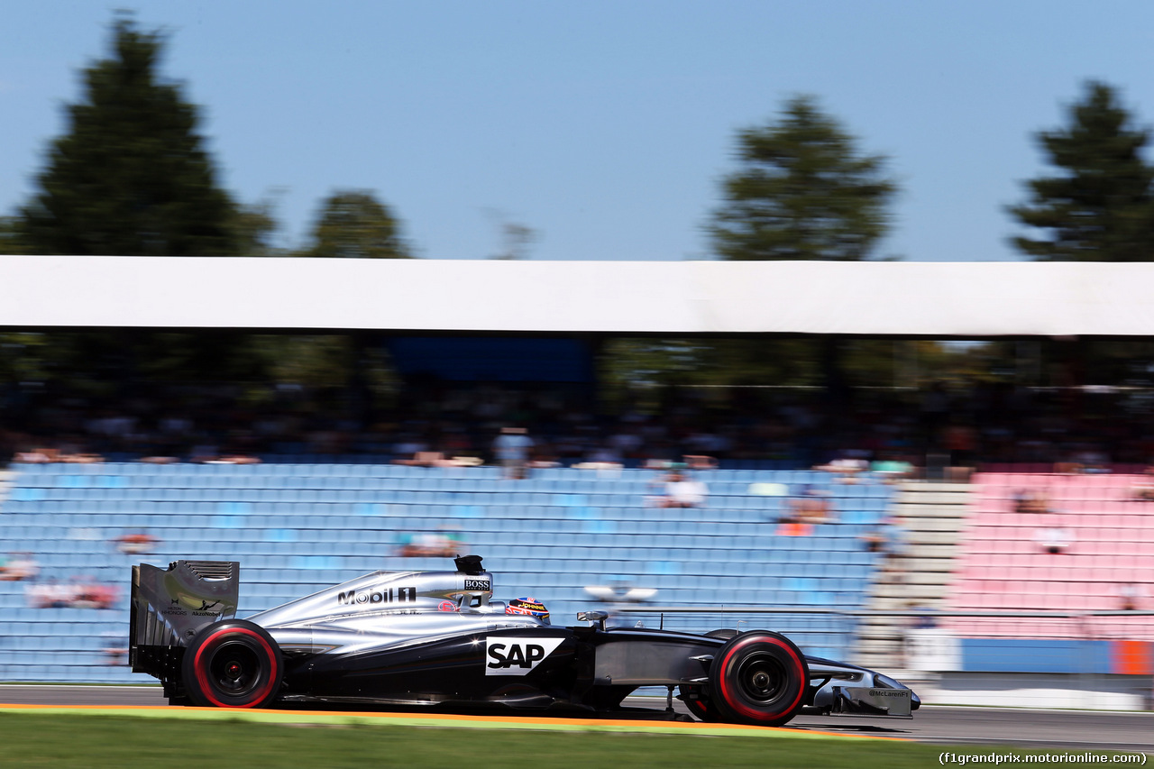 GP GERMANIA, Jenson Button (GBR) McLaren MP4-29.
18.07.2014. Formula 1 World Championship, Rd 10, German Grand Prix, Hockenheim, Germany, Practice Day.