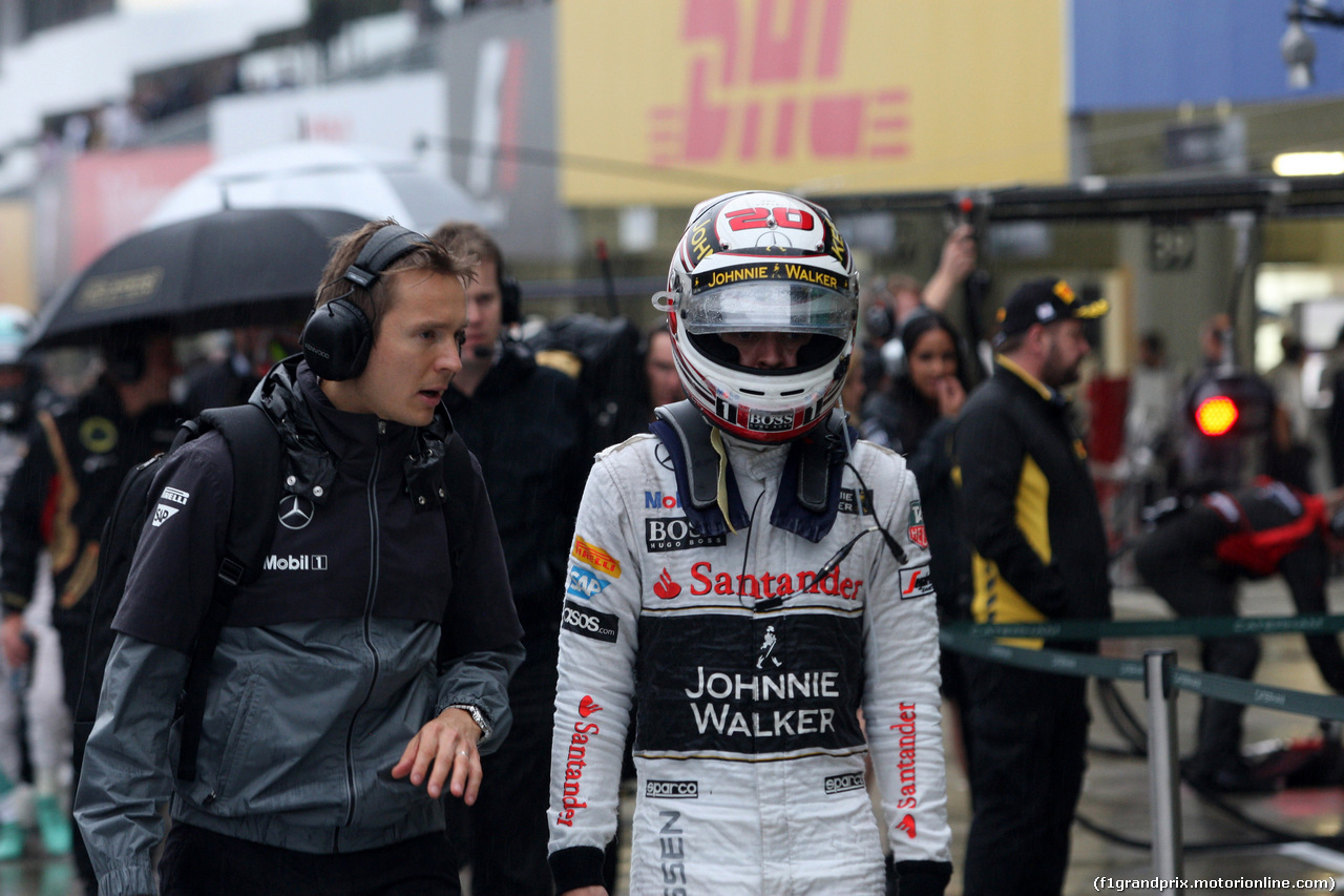 GP GIAPPONE, 05.10.2014 - Gara, Kevin Magnussen (DEN) McLaren Mercedes MP4-29