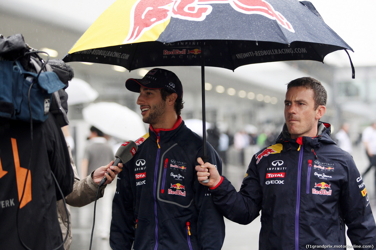 GP GIAPPONE, 05.10.2014 - Daniel Ricciardo (AUS) Red Bull Racing RB10