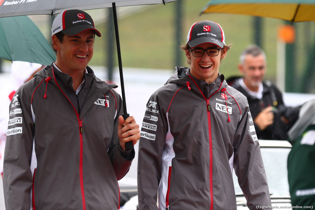 GP GIAPPONE, 05.10.2014 - Adrian Sutil (GER) Sauber F1 Team C33 e Esteban Gutierrez (MEX), Sauber F1 Team C33