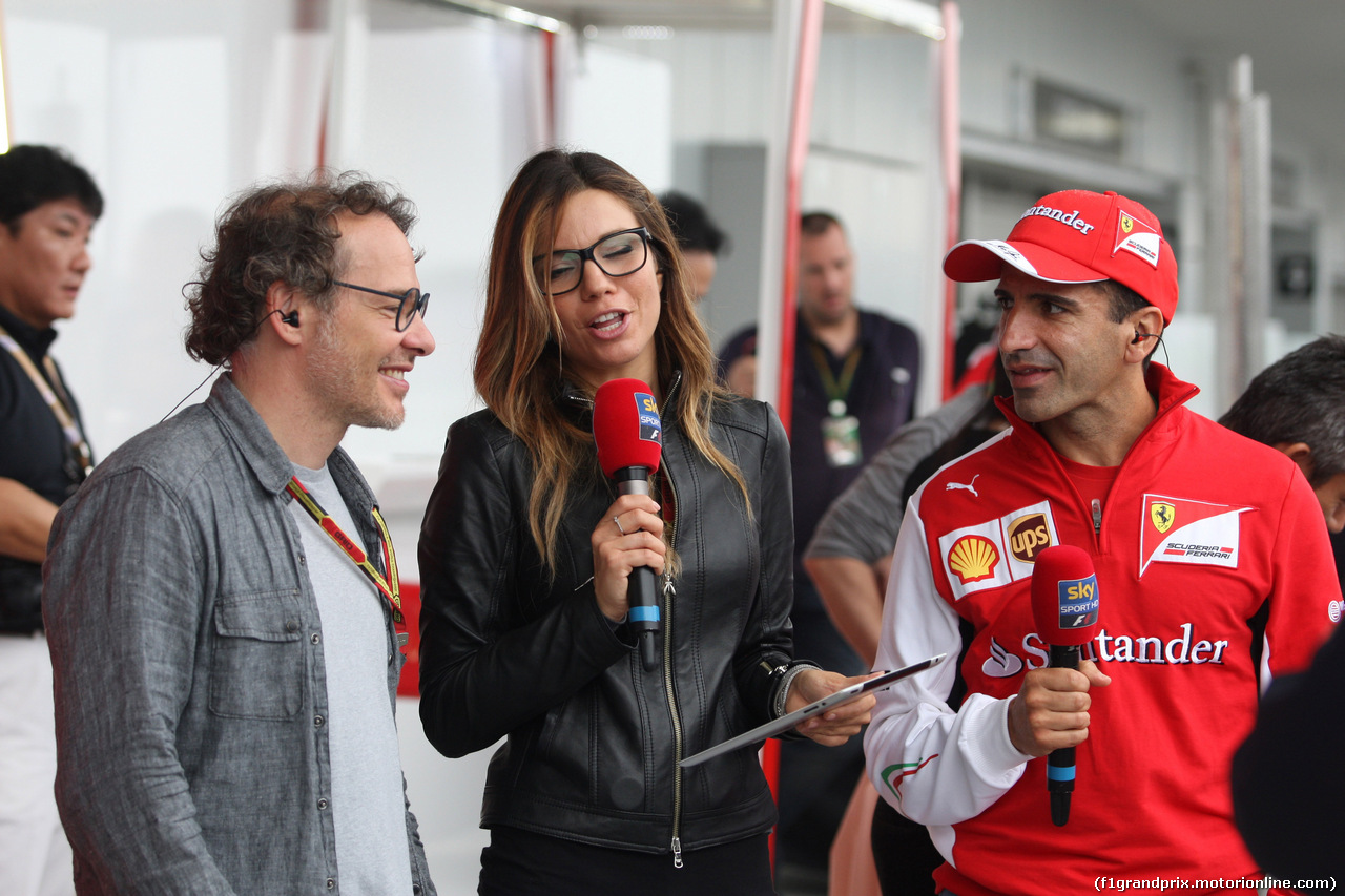 GP GIAPPONE, 05.10.2014 - Gara, Jacques Villeneuve (CAN) e Marc Gene (ESP), Test Driver Ferrari