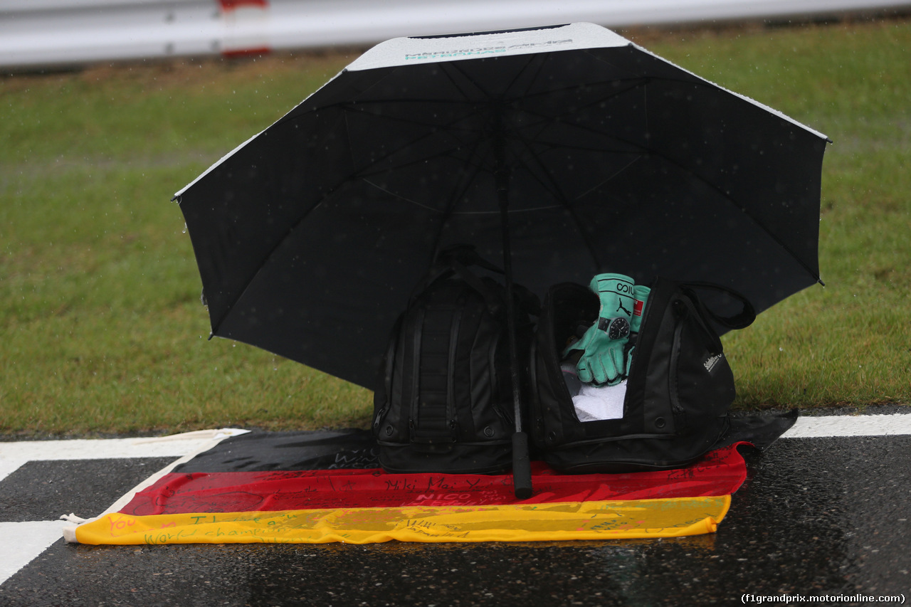 GP GIAPPONE, 05.10.2014 - Gara, Helmets of Nico Rosberg (GER) Mercedes AMG F1 W05