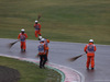 GP GIAPPONE, 05.10.2014 - Gara, The marshalls cleanning the track