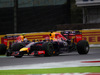 GP GIAPPONE, 05.10.2014 - Gara, Sebastian Vettel (GER) Red Bull Racing RB10 e Daniel Ricciardo (AUS) Red Bull Racing RB10
