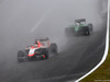 GP GIAPPONE, 05.10.2014 - Gara, Jules Bianchi (FRA) Marussia F1 Team MR03 davanti a Kamui Kobayashi (JAP) Caterham F1 Team CT-04