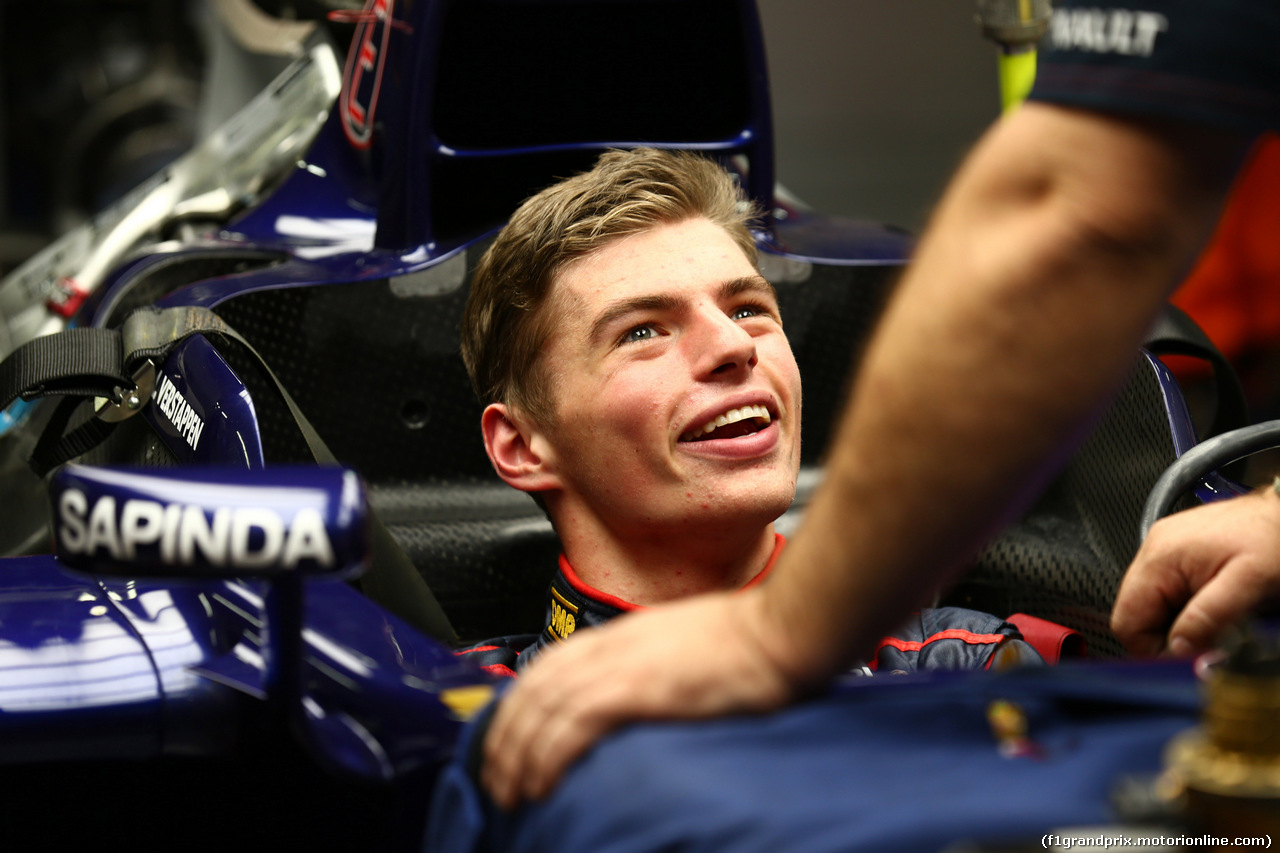 GP GIAPPONE, 02.10.2014 - Max Verstappen (NED) Scuderia Toro Rosso STR9