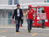 GP GIAPPONE, 02.10.2014 - Fernando Alonso (ESP) Ferrari F14-T e his Luis Garcia Abad (ESP), manager of Fernando Alonso (ESP)