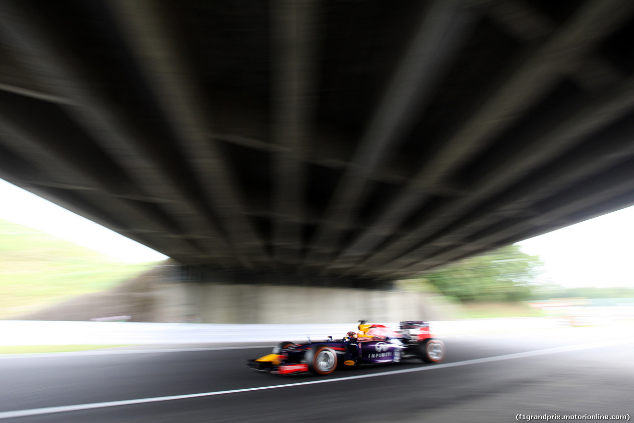 GP GIAPPONE, 04.10.2014 - Prove Libere 3, Sebastian Vettel (GER) Red Bull Racing RB10