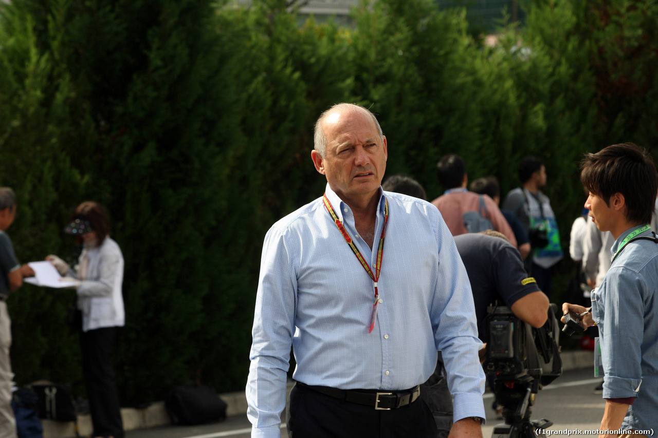 GP GIAPPONE, 04.10.2014 - Prove Libere 3, Ron Dennis (GBR) McLaren Executive Chairman