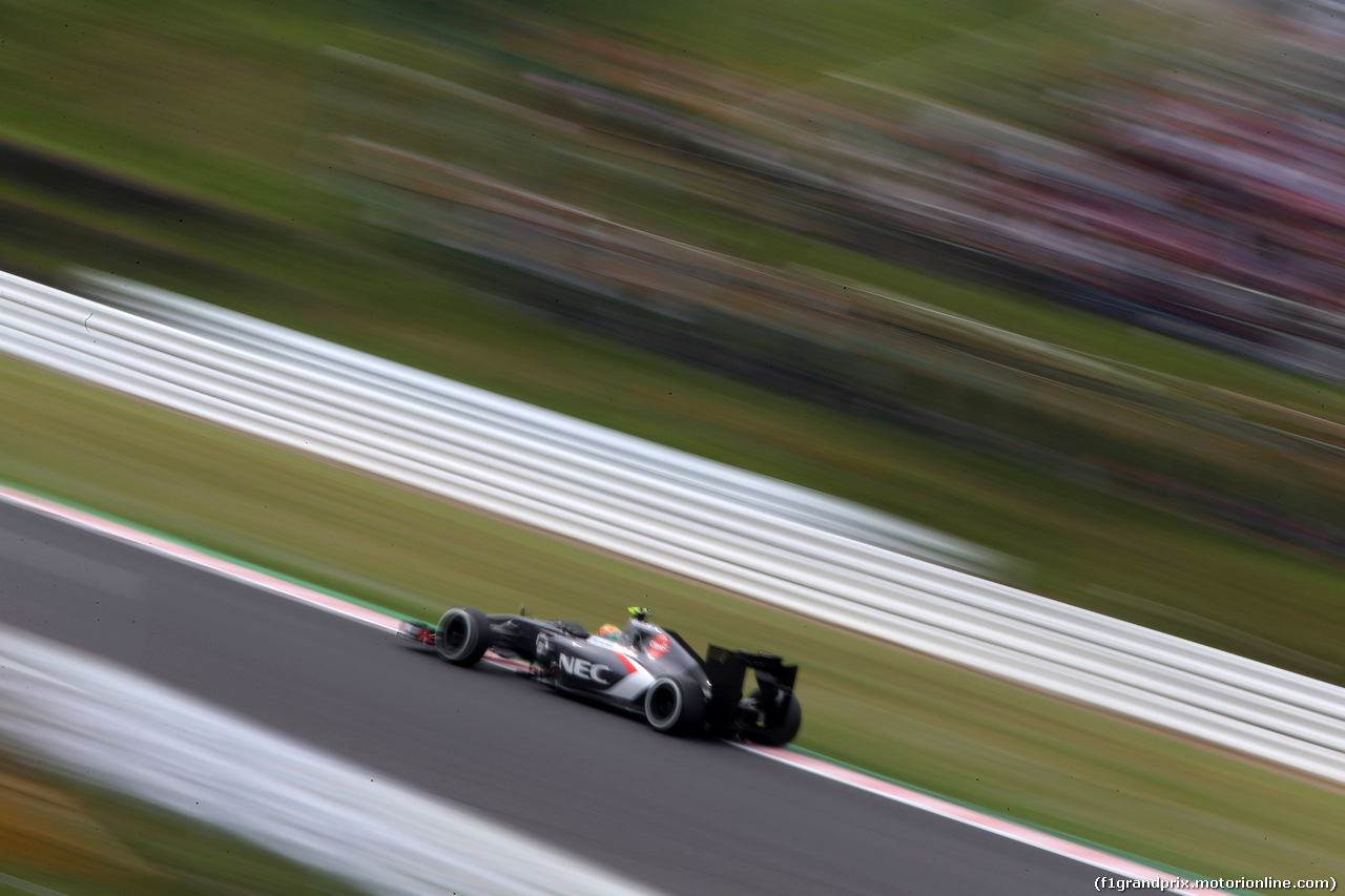 GP GIAPPONE, 04.10.2014 - Prove Libere 3, Esteban Gutierrez (MEX), Sauber F1 Team C33