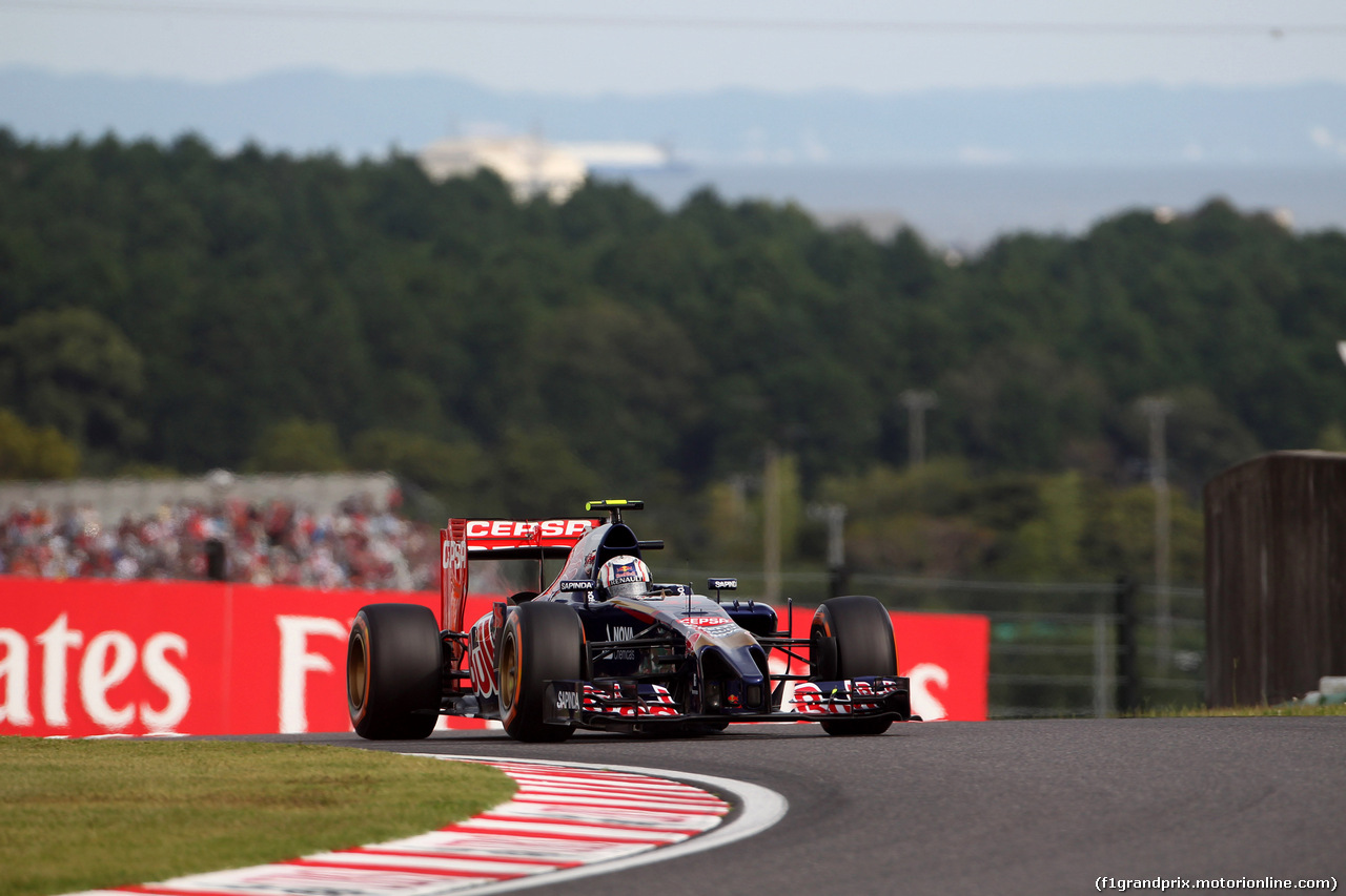 GP GIAPPONE, 04.10.2014 - Qualifiche, Daniil Kvyat (RUS) Scuderia Toro Rosso STR9