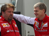 GP GIAPPONE, 04.10.2014 - Free Practice 3, (L-R) Gino Rosato (CDN) Ferrari e Antonello Coletta (ITA), Ferrari