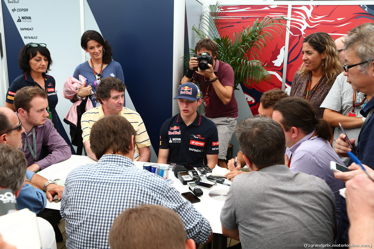 GP GIAPPONE, 03.10.2014 - Prove Libere 2, Max Verstappen (NED) Scuderia Toro Rosso STR9