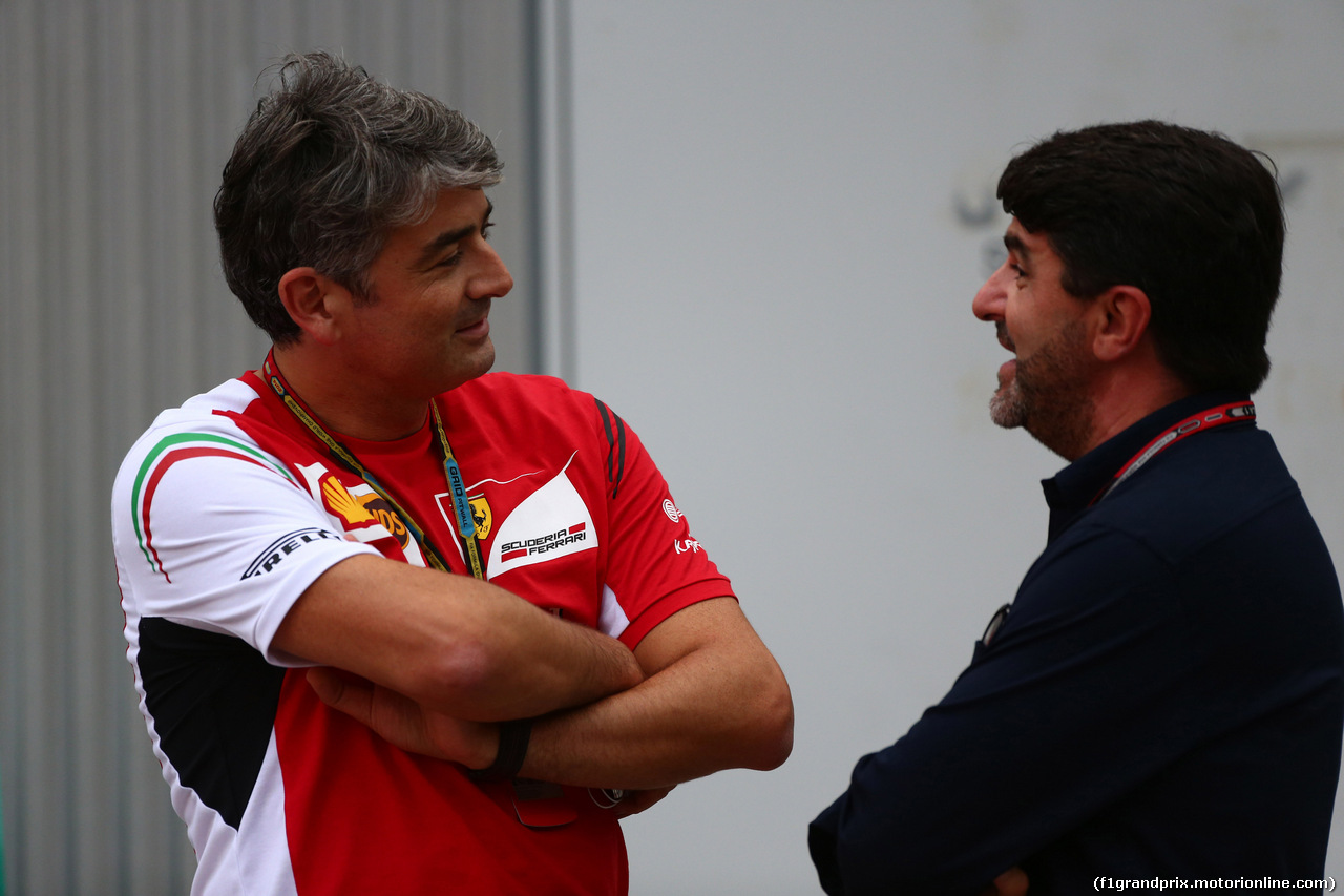GP GIAPPONE, 03.10.2014 - Marco Mattiacci (ITA) Team Principal, Ferrari e Luis Garcia Abad (ESP), manager of Fernando Alonso (ESP)