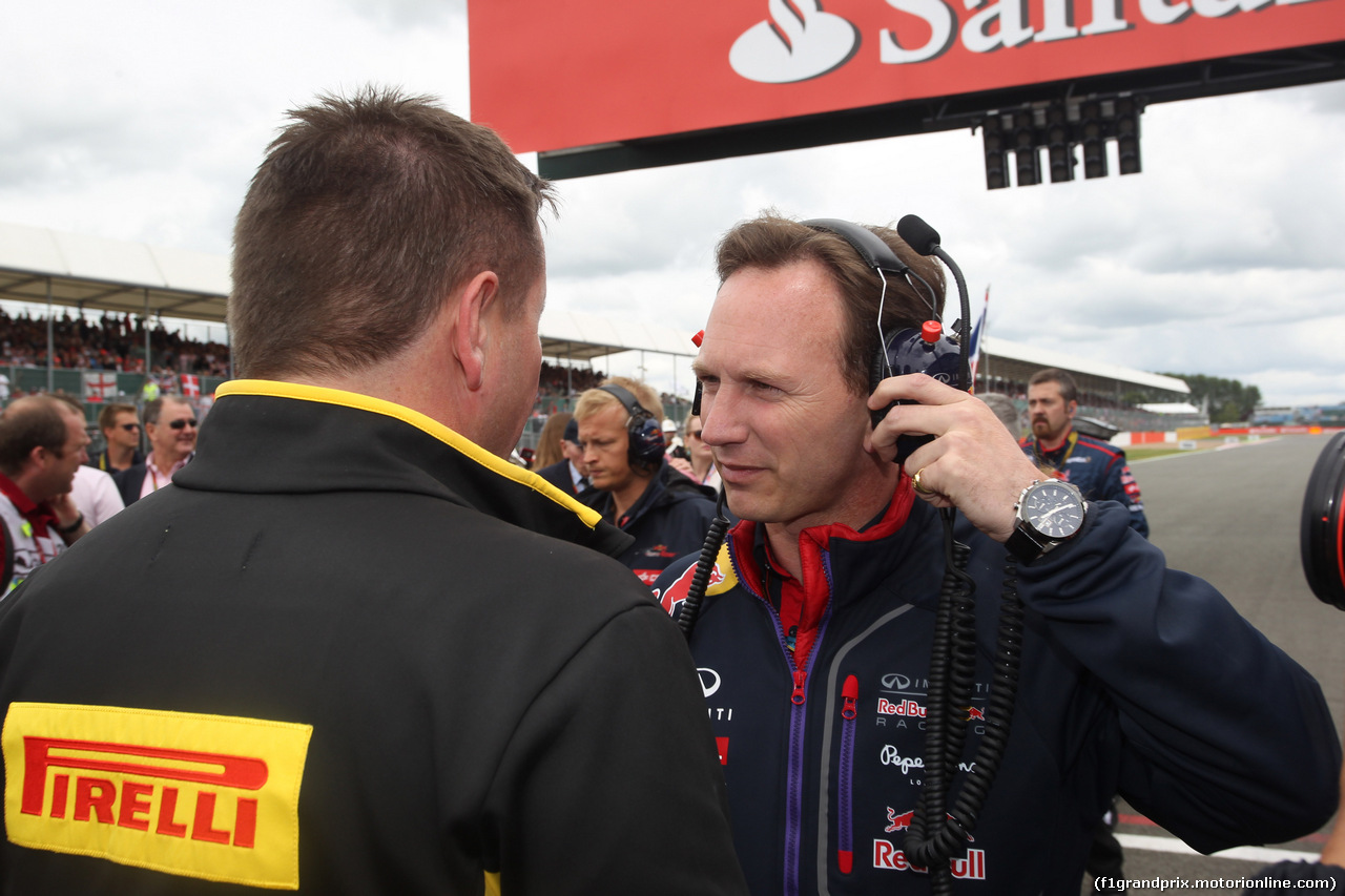 GP GRAN BRETAGNA, 06.07.2014 - Paul Hembery (GBR), Pirelli Motorspor Director e Christian Horner (GBR), Red Bull Racing, Sporting Director