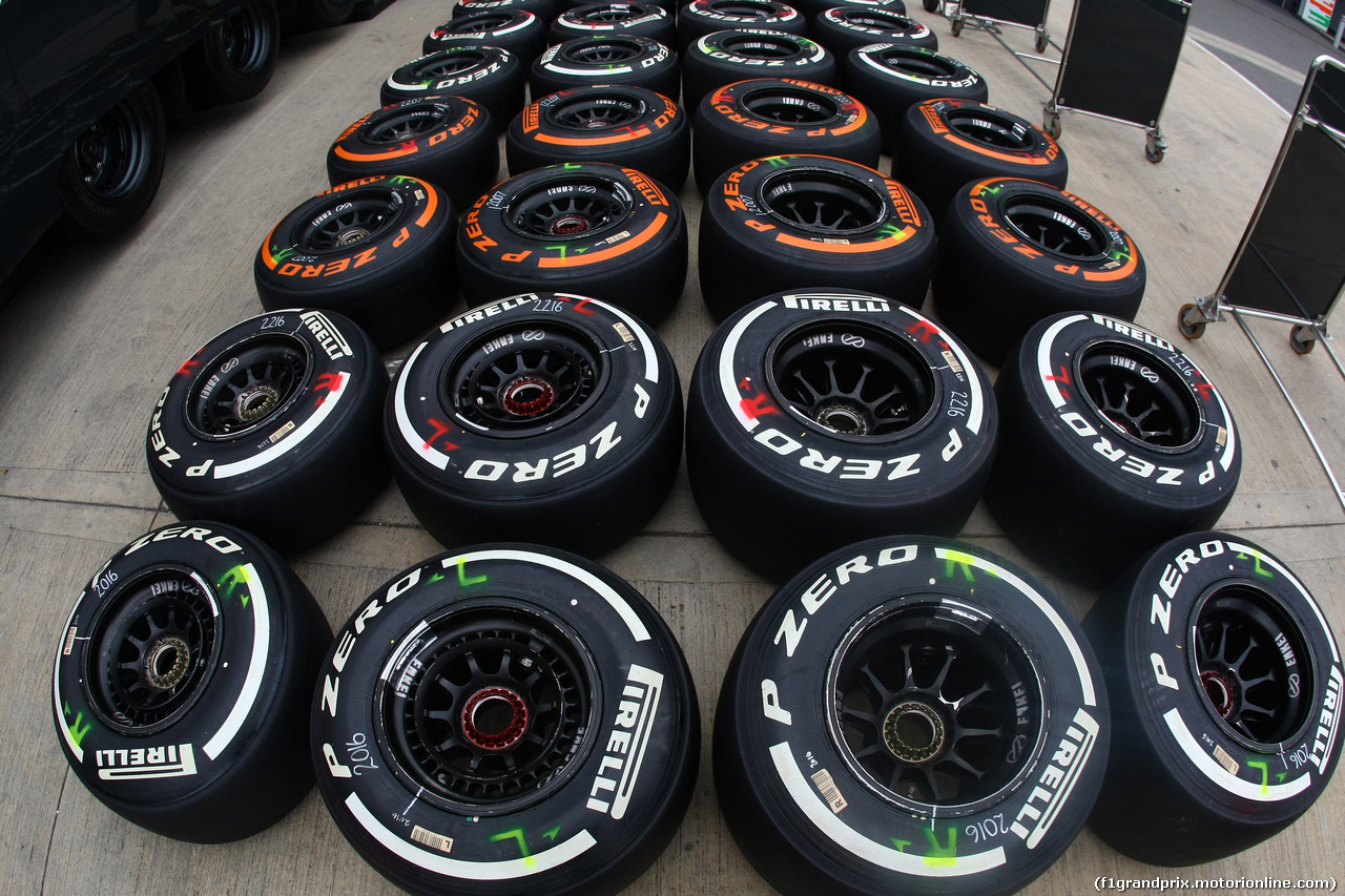 GP GRAN BRETAGNA, 03.07.2014- Pirelli tires