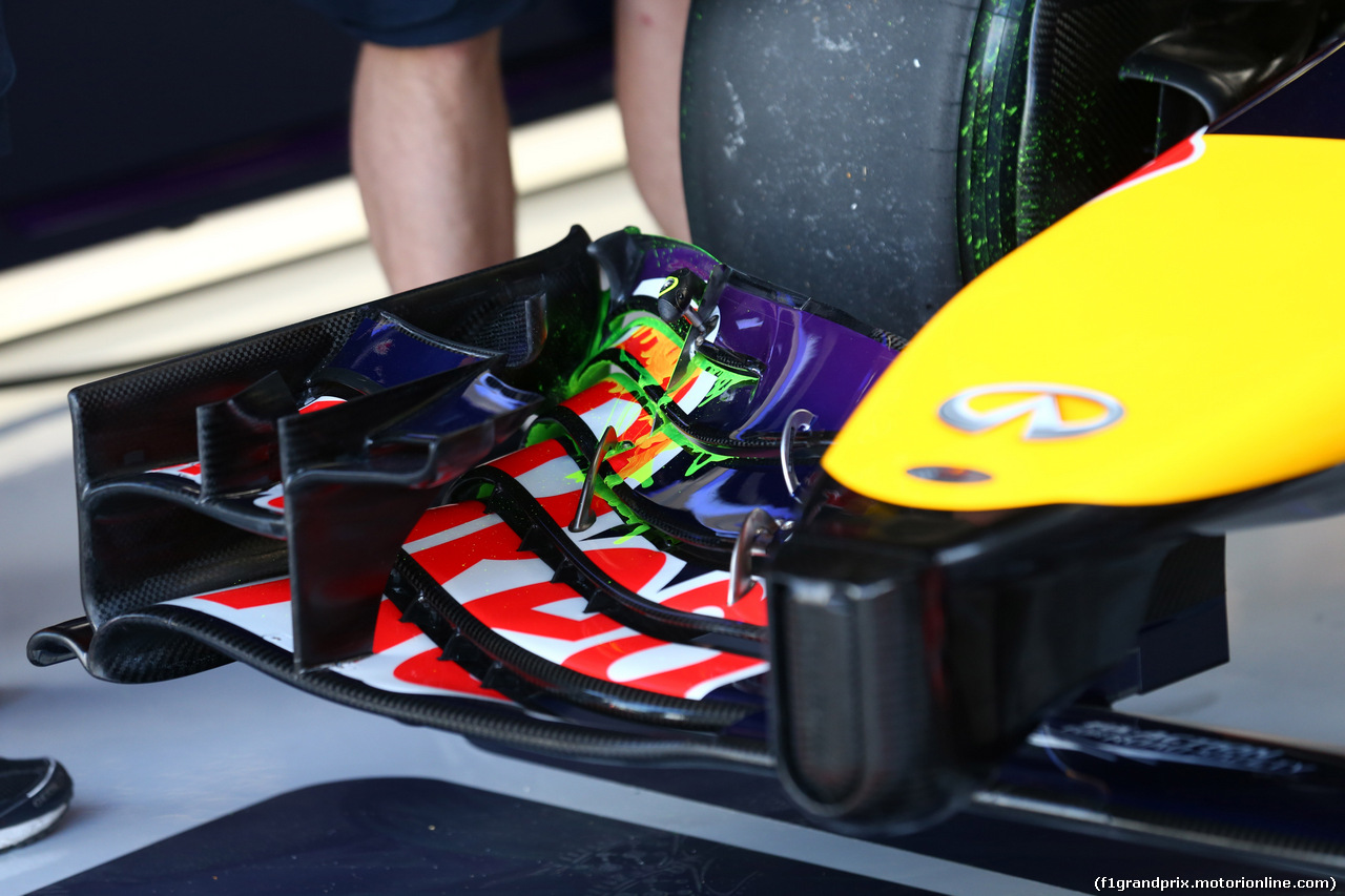 GP GRAN BRETAGNA, 04.07.2014 - Prove Libere 1, Infiniti Red Bull Racing RB1 Front wings