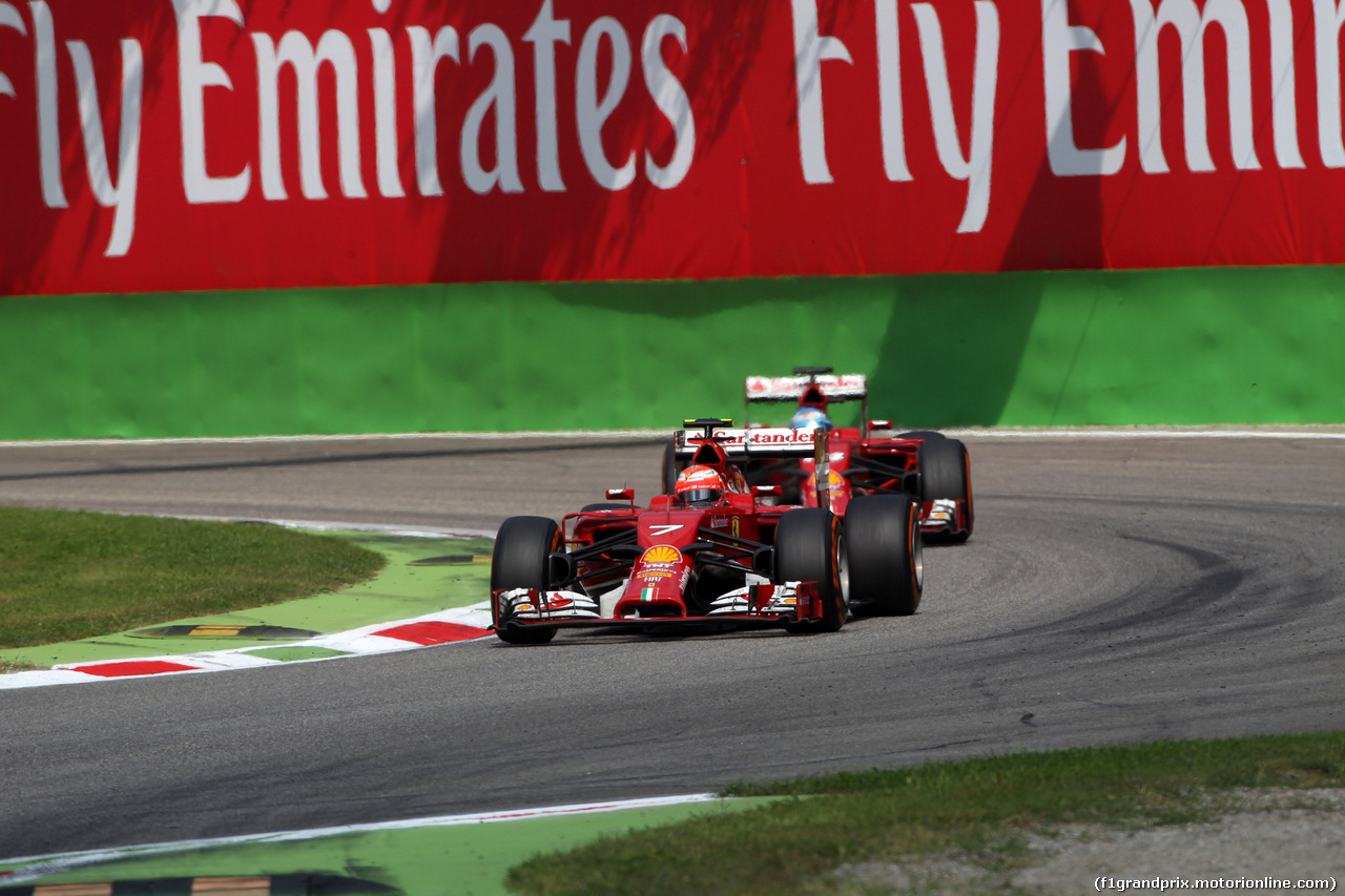 GP ITALIA, 07.09.2014 - Gara, Kimi Raikkonen (FIN) Ferrari F14-T davanti a Fernando Alonso (ESP) Ferrari F14-T