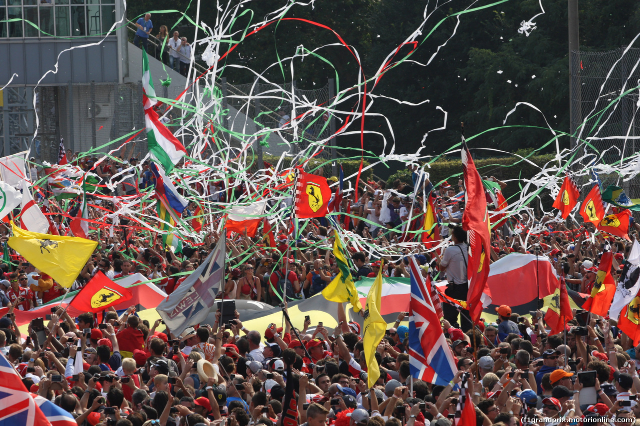 GP ITALIA, 07.09.2014 - Gara, The public on the track after race