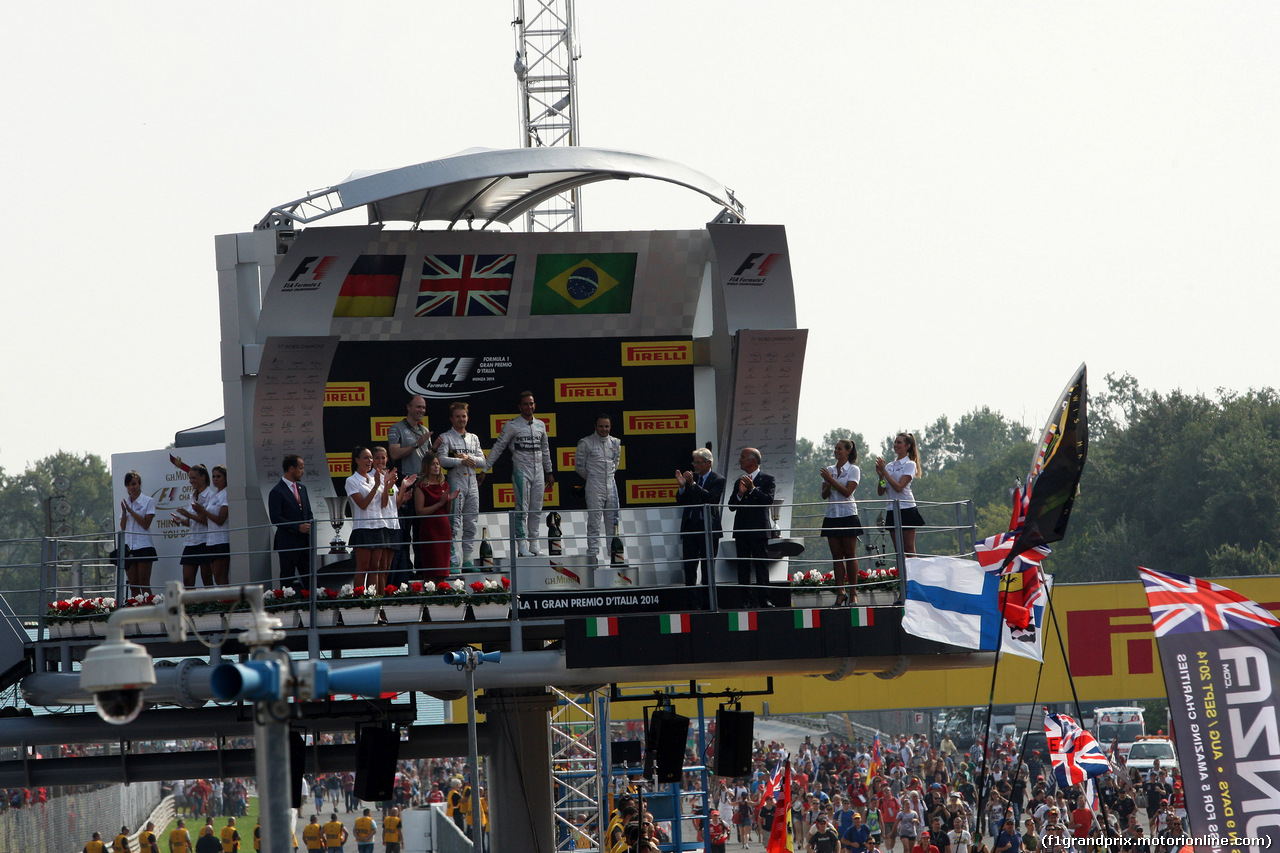 GP ITALIA, 07.09.2014 - Gara, 1st position Lewis Hamilton (GBR) Mercedes AMG F1 W05, secondo Nico Rosberg (GER) Mercedes AMG F1 W05 e terzo Felipe Massa (BRA) Williams F1 Team FW36