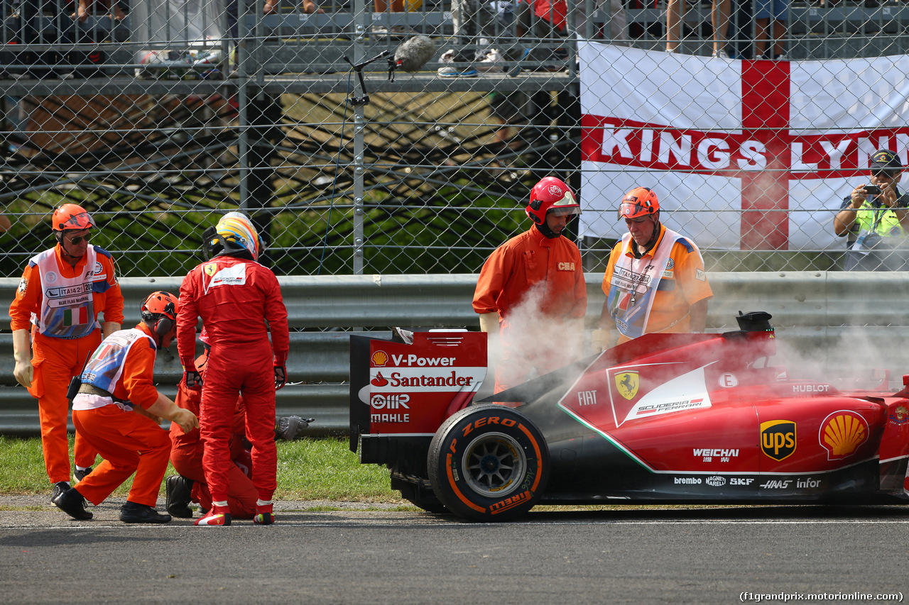 GP ITALIA, 07.09.2014 - Gara, Fernando Alonso (ESP) Ferrari F14-T retires from the race
