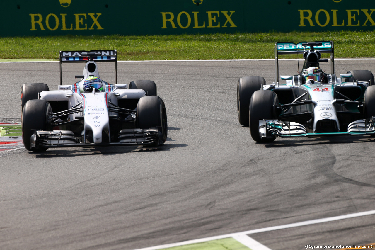 GP ITALIA, 07.09.2014 - Gara, Lewis Hamilton (GBR) Mercedes AMG F1 W05 pass Felipe Massa (BRA) Williams F1 Team FW36
