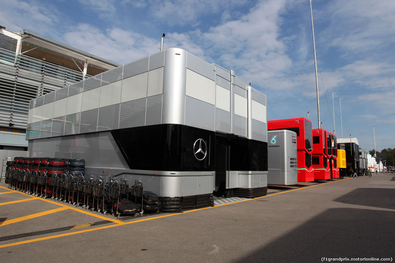 GP ITALIA, 04.09.2014- Mercedes Motorhome