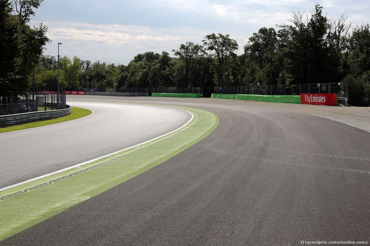 GP ITALIA, 04.09.2014- New run off at the parabolica exit