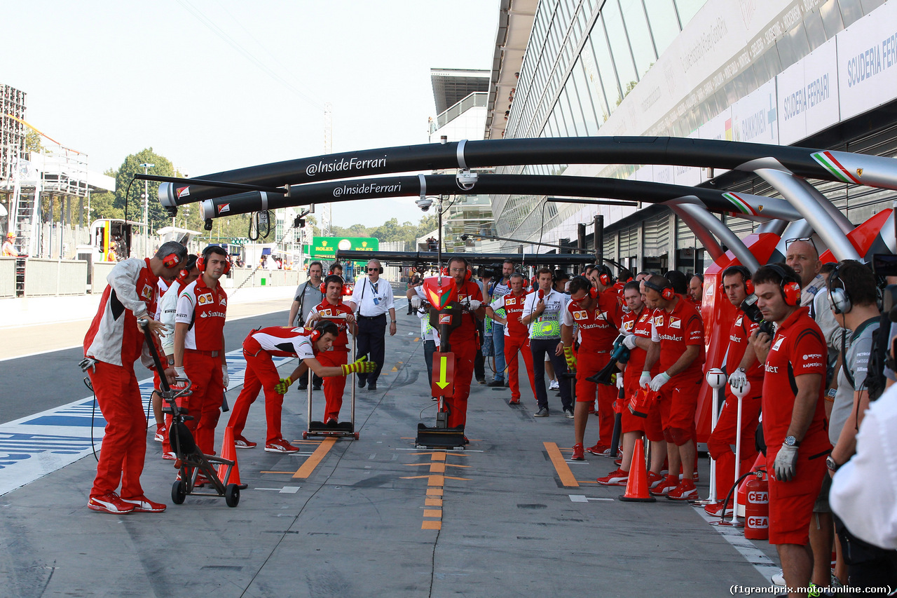 GP ITALIA, 06.09.2014 - Prove Libere 3, Mechanics Ferrari