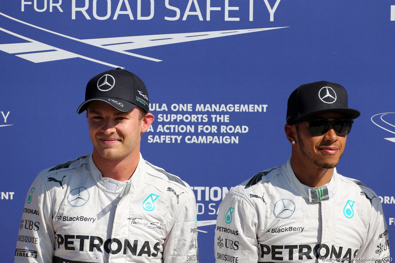 GP ITALIA, 06.09.2014 - Qualifiche, secondo Nico Rosberg (GER) Mercedes AMG F1 W05 e Lewis Hamilton (GBR) Mercedes AMG F1 W05 pole position