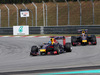 GP MALESIA, 30.03.2014 - Gara, Sebastian Vettel (GER) Red Bull Racing RB10 davanti a Daniel Ricciardo (AUS) Red Bull Racing RB10