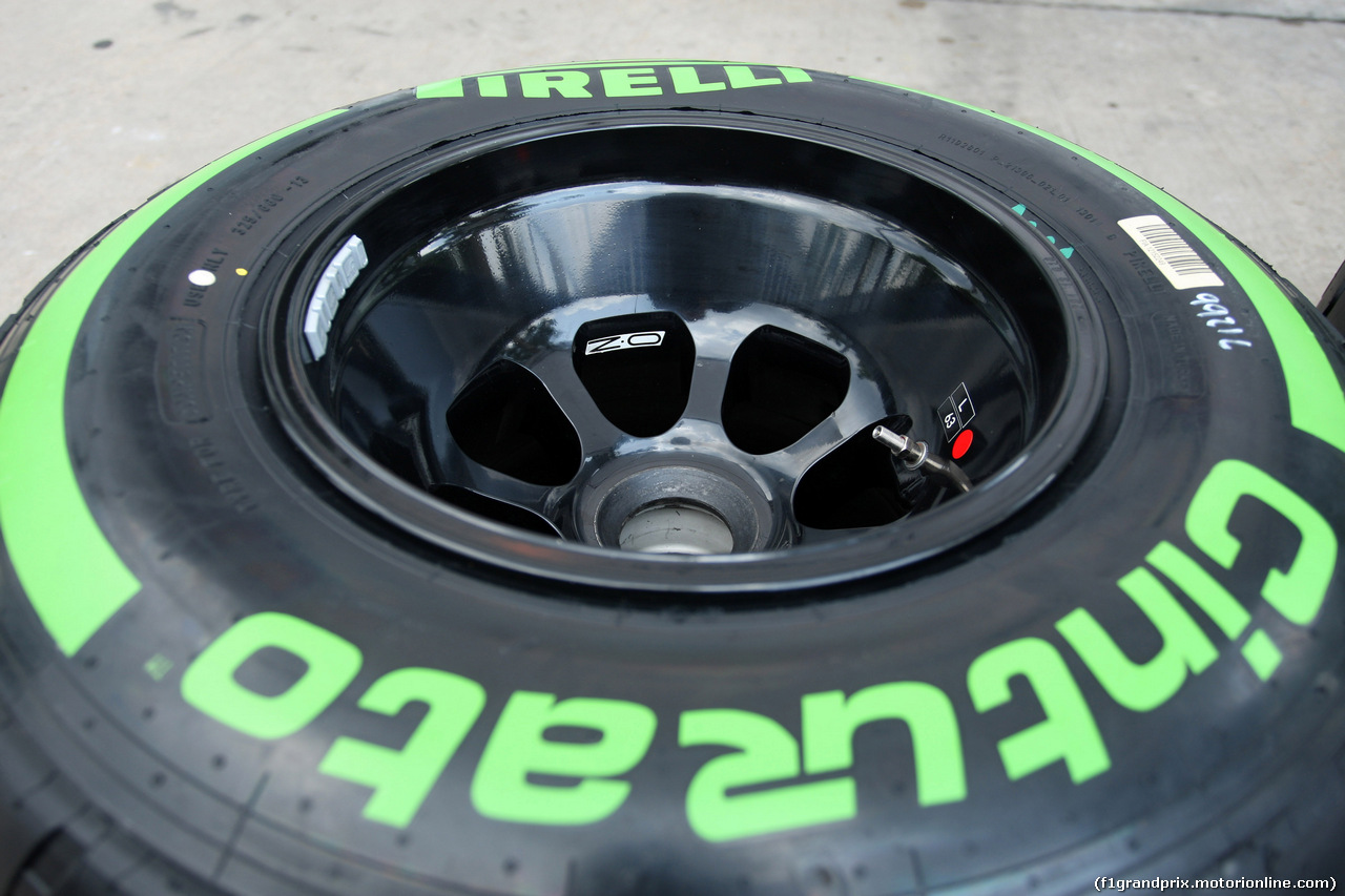 GP MALESIA, 27.03.2014- Pirelli Tyre e OZ Wheel