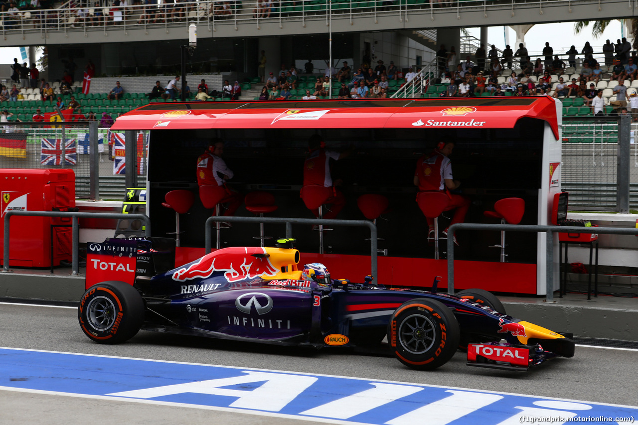 GP MALESIA, 29.03.2014- Prove Libere 3,Daniel Ricciardo (AUS) Red Bull Racing RB10