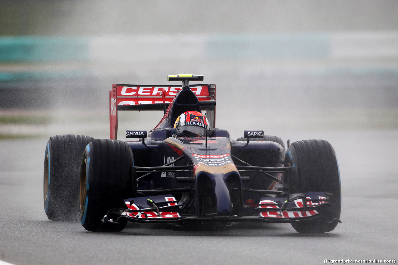 GP MALESIA, 29.03.2014- Qualifiche, Daniil Kvyat (RUS) Scuderia Toro Rosso STR9