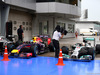 GP MALESIA, 29.03.2014- Qualifiche, secondo Sebastian Vettel (GER) Red Bull Racing RB10 e Lewis Hamilton (GBR) Mercedes AMG F1 W05 pole position