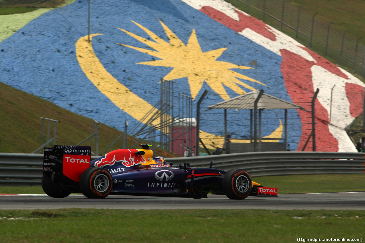 GP MALESIA, 28.03.2014- Prove Libere 2, Daniel Ricciardo (AUS) Red Bull Racing RB10
