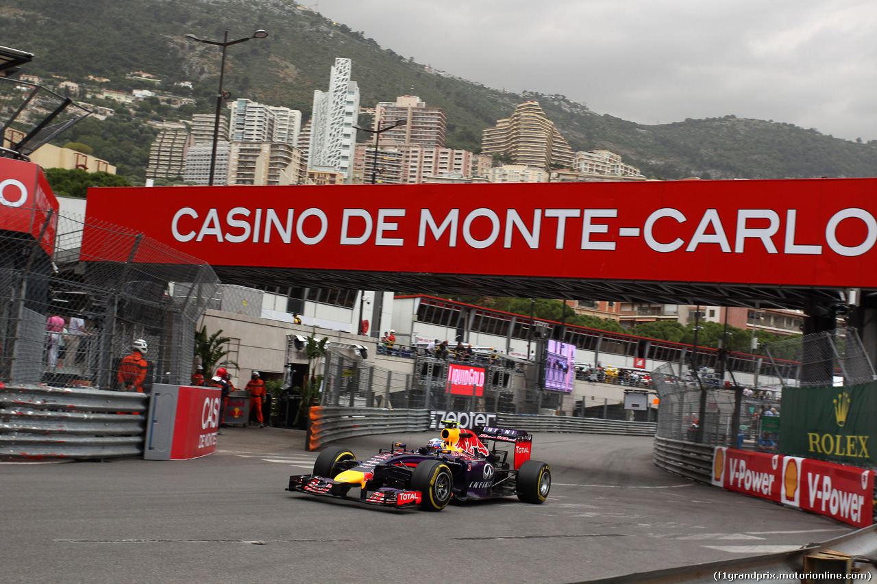 GP MONACO, 22.05.2014- Prove Libere 1, Daniel Ricciardo (AUS) Red Bull Racing RB10