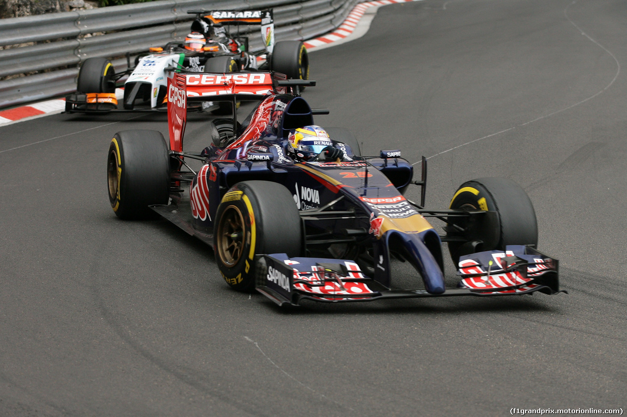 GP MONACO, 22.05.2014- Prove Libere 1, Jean-Eric Vergne (FRA) Scuderia Toro Rosso STR9 e Nico Hulkenberg (GER) Sahara Force India F1 VJM07