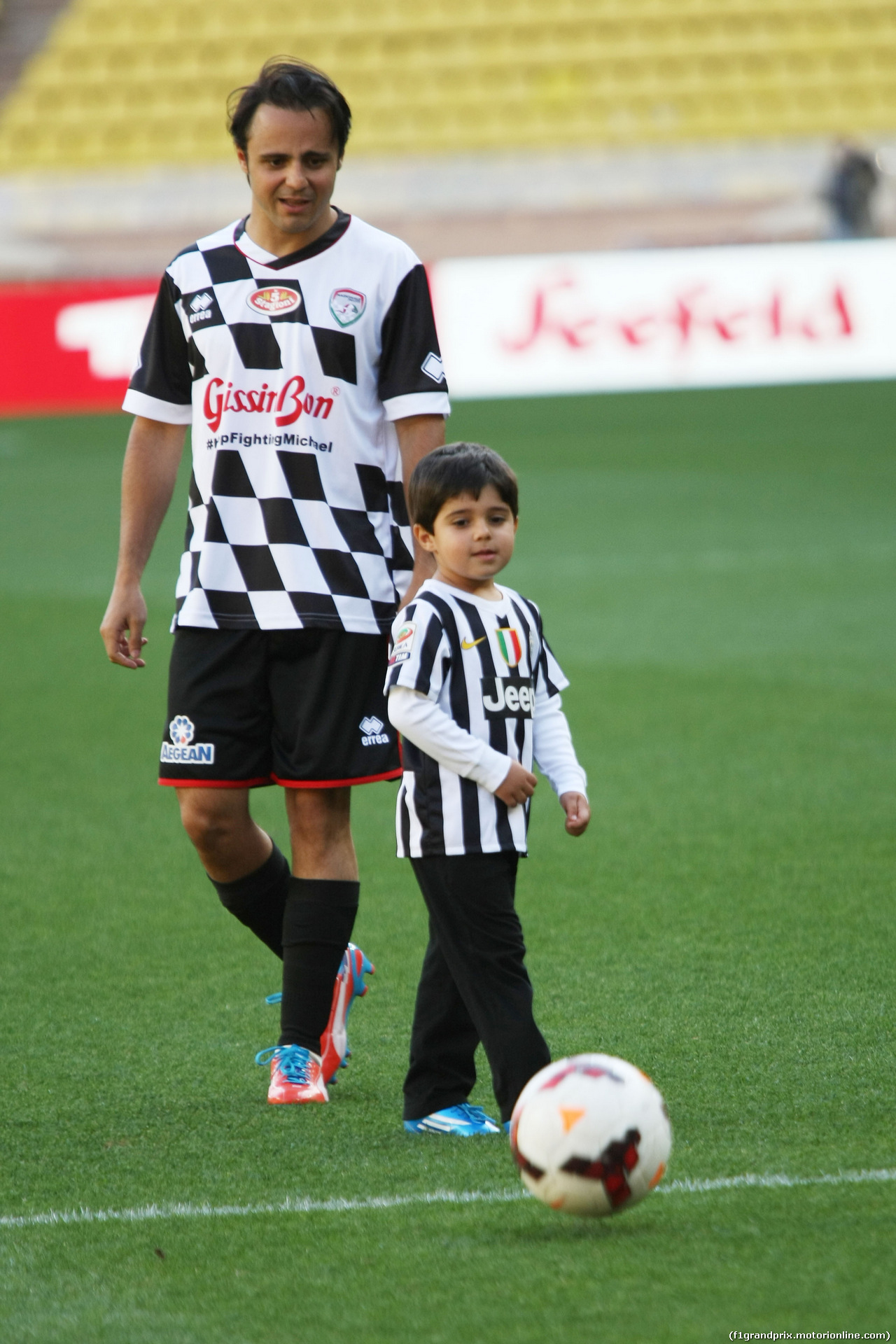 GP MONACO, Felipe Massa (BRA) Williams with his son Felipinho (BRA), at the charity football match.
20.05.2014. Formula 1 World Championship, Rd 6, Monaco Grand Prix, Monte Carlo, Monaco, Tuesday Soccer.