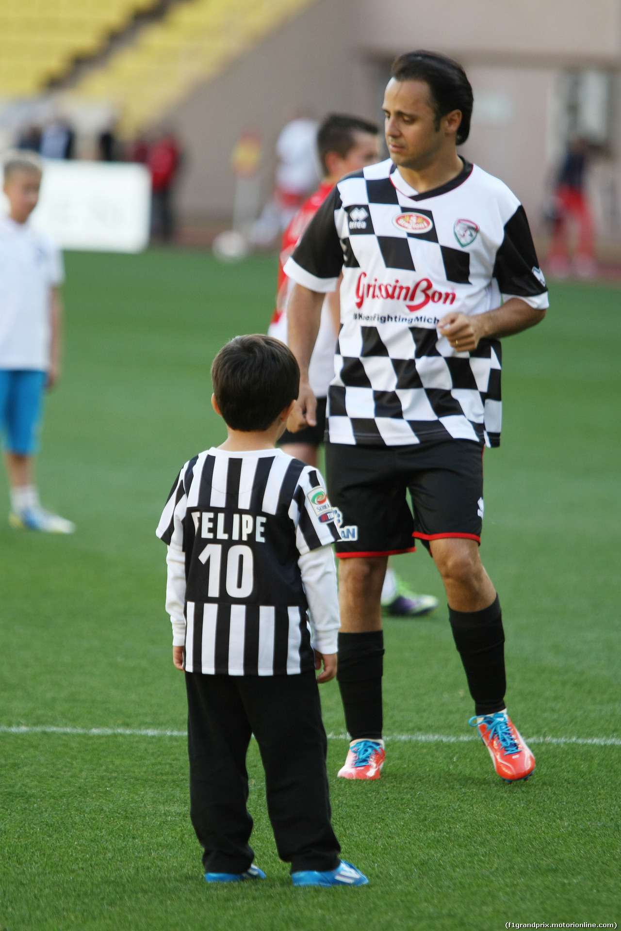 GP MONACO, Felipe Massa (BRA) Williams with his son Felipinho (BRA), at the charity football match.
20.05.2014. Formula 1 World Championship, Rd 6, Monaco Grand Prix, Monte Carlo, Monaco, Tuesday Soccer.