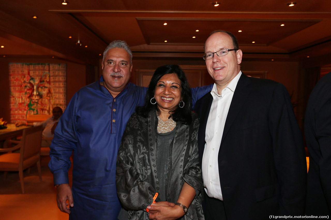 GP MONACO, 22.05.2014- Dr. Vijay Mallya (IND) Sahara Force India F1 Team Owner (Left) with HSH Prince Albert of Monaco (MON) (Right) at the Signature Monaco Party on the Indian Empress Boat.