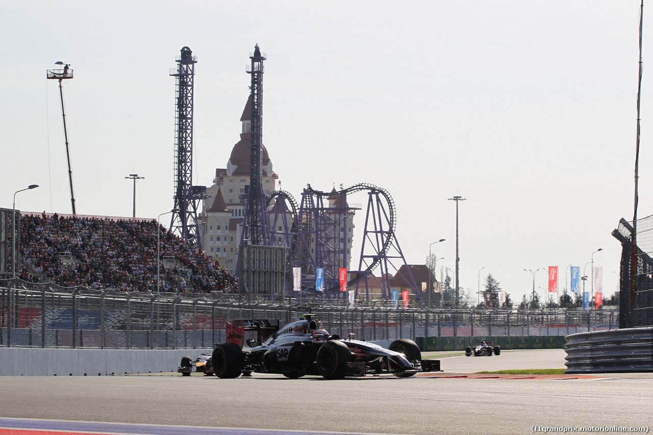 GP RUSSIA, 12.10.2014- Gara, Kevin Magnussen (DEN) McLaren Mercedes MP4-29