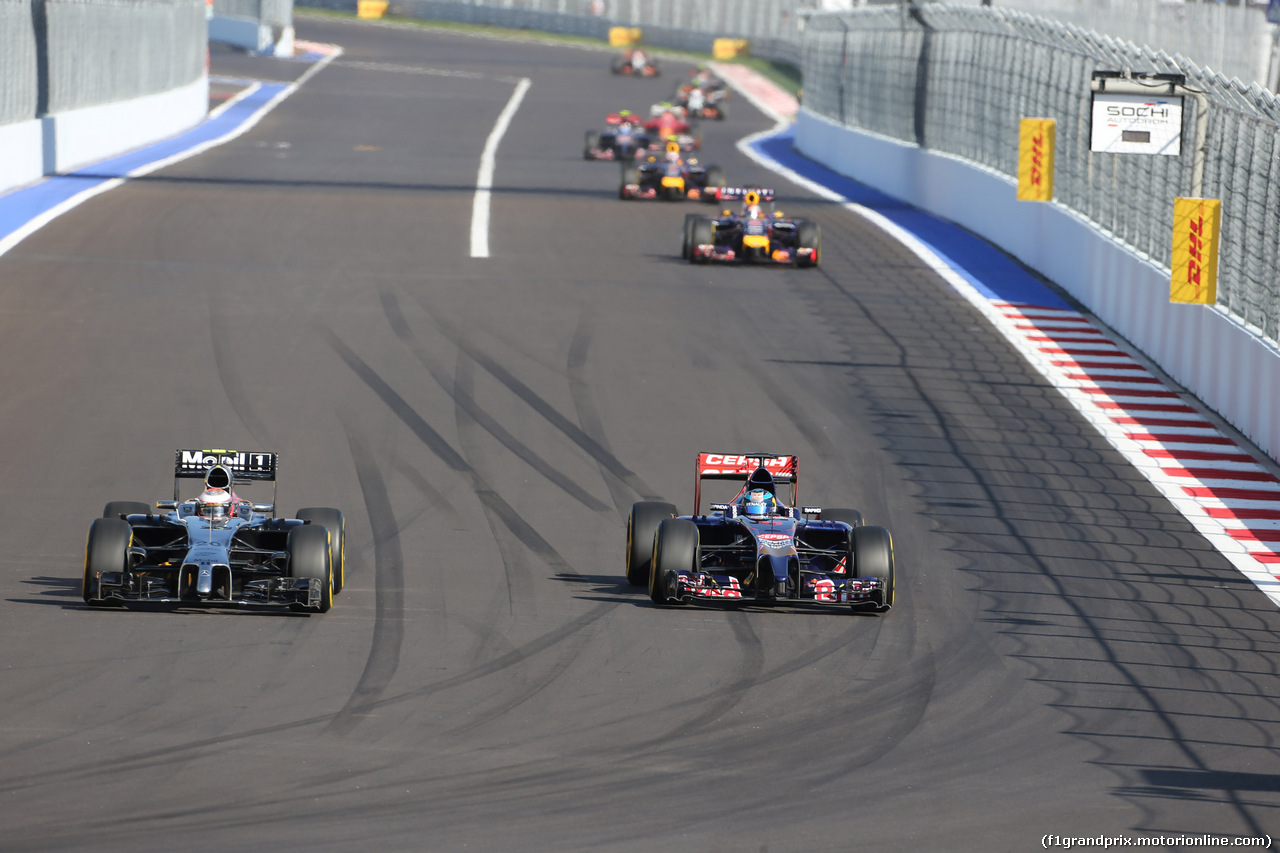 GP RUSSIA, 12.10.2014- Gara, Kevin Magnussen (DEN) McLaren Mercedes MP4-29