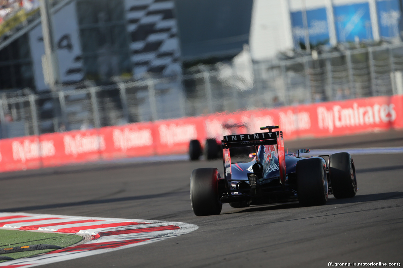 GP RUSSIA, 12.10.2014- Gara, Daniel Ricciardo (AUS) Infiniti Red Bull Racing RB10