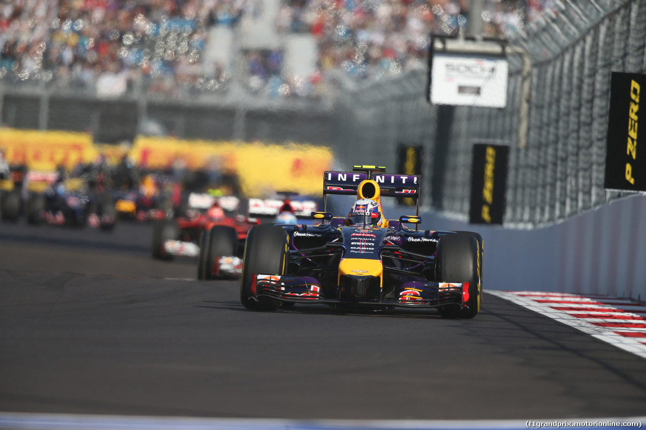 GP RUSSIA, 12.10.2014- Gara, Daniel Ricciardo (AUS) Infiniti Red Bull Racing RB10
