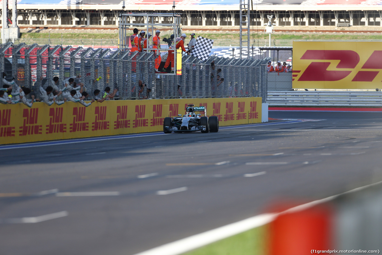 GP RUSSIA, 12.10.2014- Gara, Lewis Hamilton (GBR) Mercedes AMG F1 W05