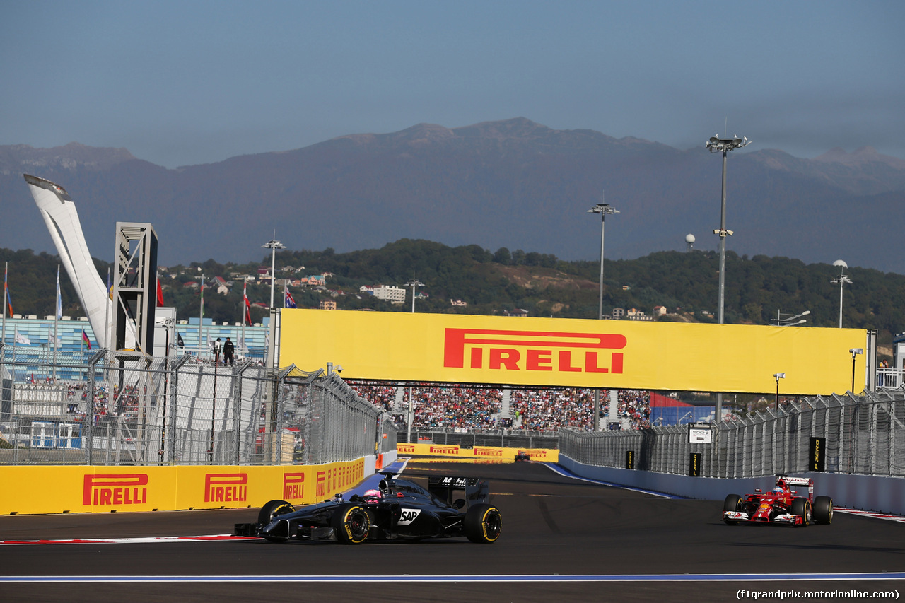 GP RUSSIA, 12.10.2014- Gara, Jenson Button (GBR) McLaren Mercedes MP4-29