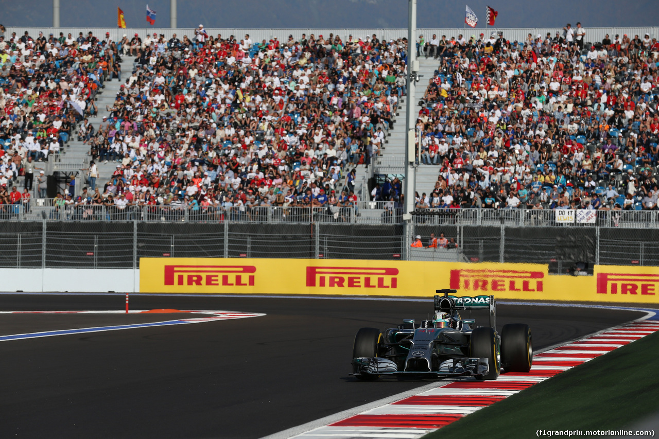 GP RUSSIA, 12.10.2014- Gara, Lewis Hamilton (GBR) Mercedes AMG F1 W05