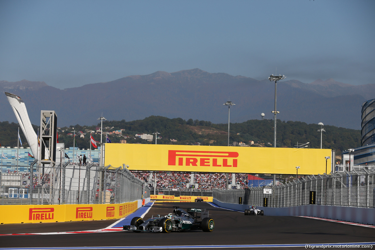 GP RUSSIA, 12.10.2014- Gara, Lewis Hamilton (GBR) Mercedes AMG F1 W05