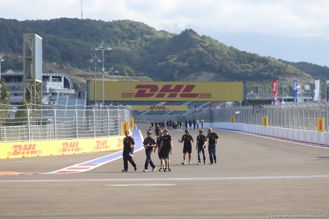 GP RUSSIA, 09.10.2014- Pastor Maldonado (VEN) Lotus F1 Team, E22